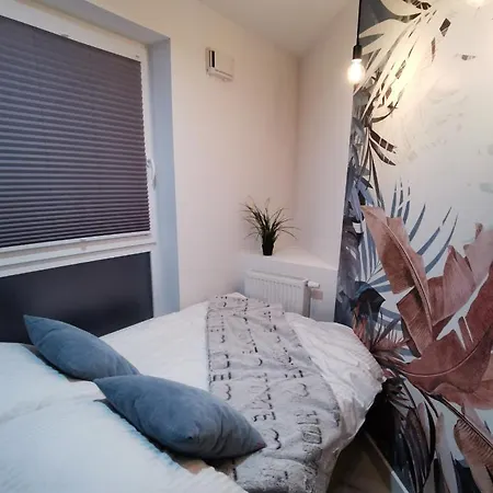 Apartment Skyview 4 *